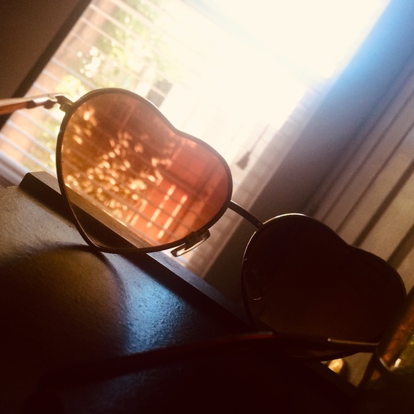 Tinted Heart Shaped Sunglasses - Picture 5 of 5